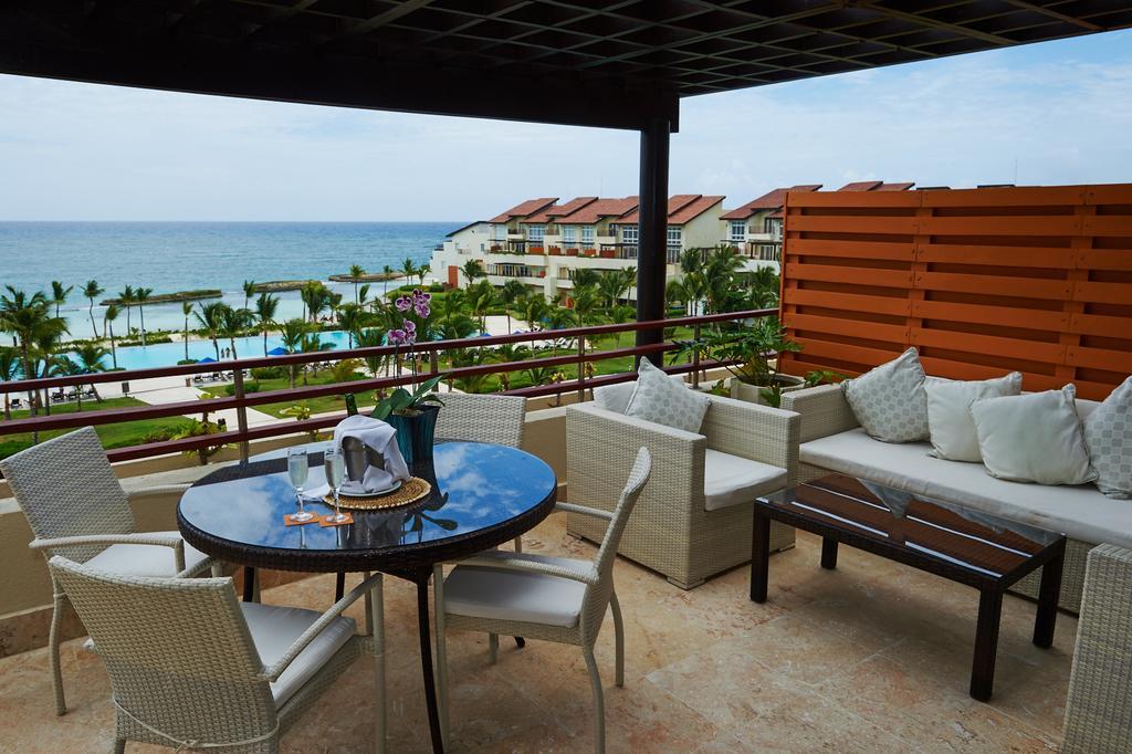 Del Mar By Joy Resorts - Intimate Ocean Front Retreat - Cap Cana ภายนอก รูปภาพ